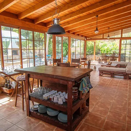 Сasa de vacaciones 6br Fire House Sanctuary-terrace & Barbacue *