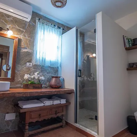 Сasa de vacaciones 6br Fire House Sanctuary-terrace & Barbacue Santa María de Guía de Gran Canaria