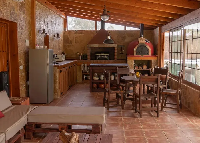 6br Fire House Sanctuary-terrace & Barbacue Feriehus *